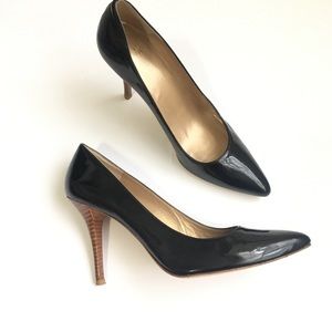 Stuart Weitzman Black Patent Leather pumps size 10